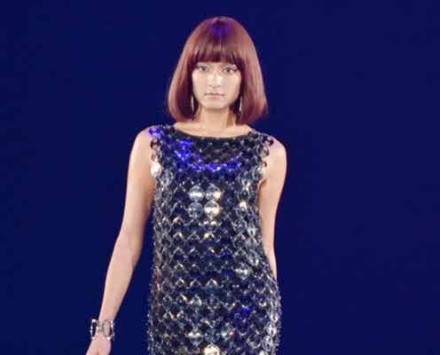 ローラ、ボブスタイルでイメージ一新 「TGC 2014A/W」トップバッター