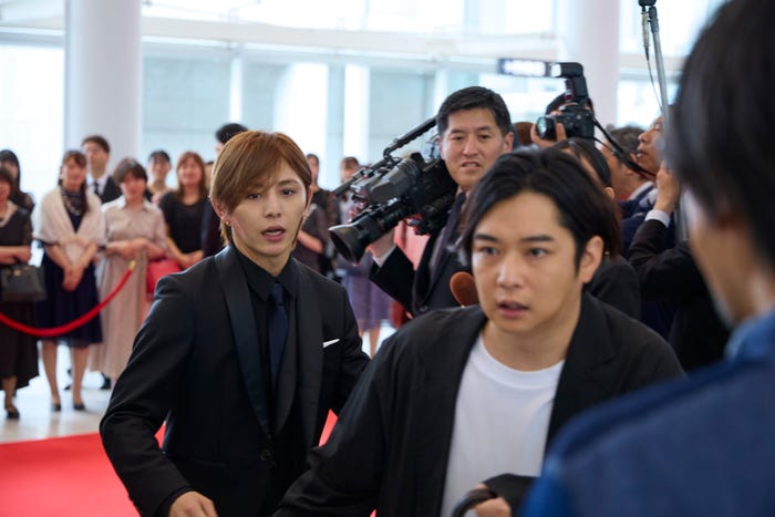 山田涼介、千葉雄大(C)日本テレビ