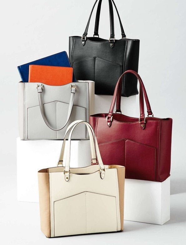 「優しい多機能A4トートバッグ」全4色¥7,996＋税　※10月4日までの5周年セール期間中は20%オフで￥6,396+税