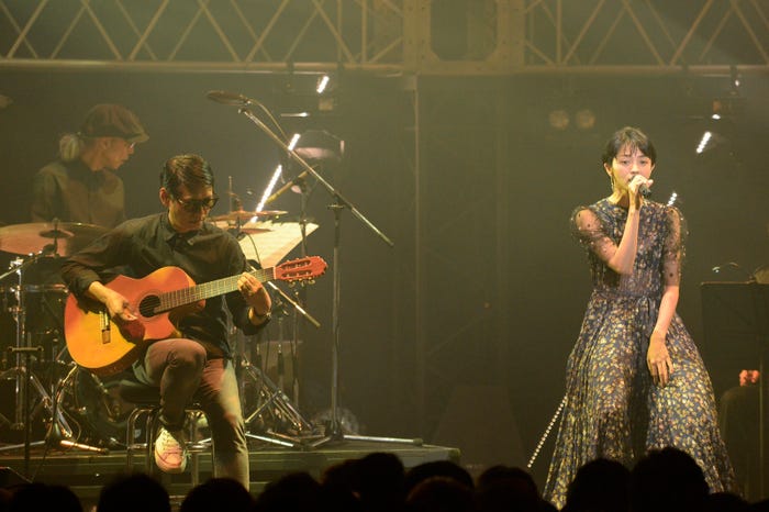 MONDO GROSSO vocal by 満島ひかり (提供写真)