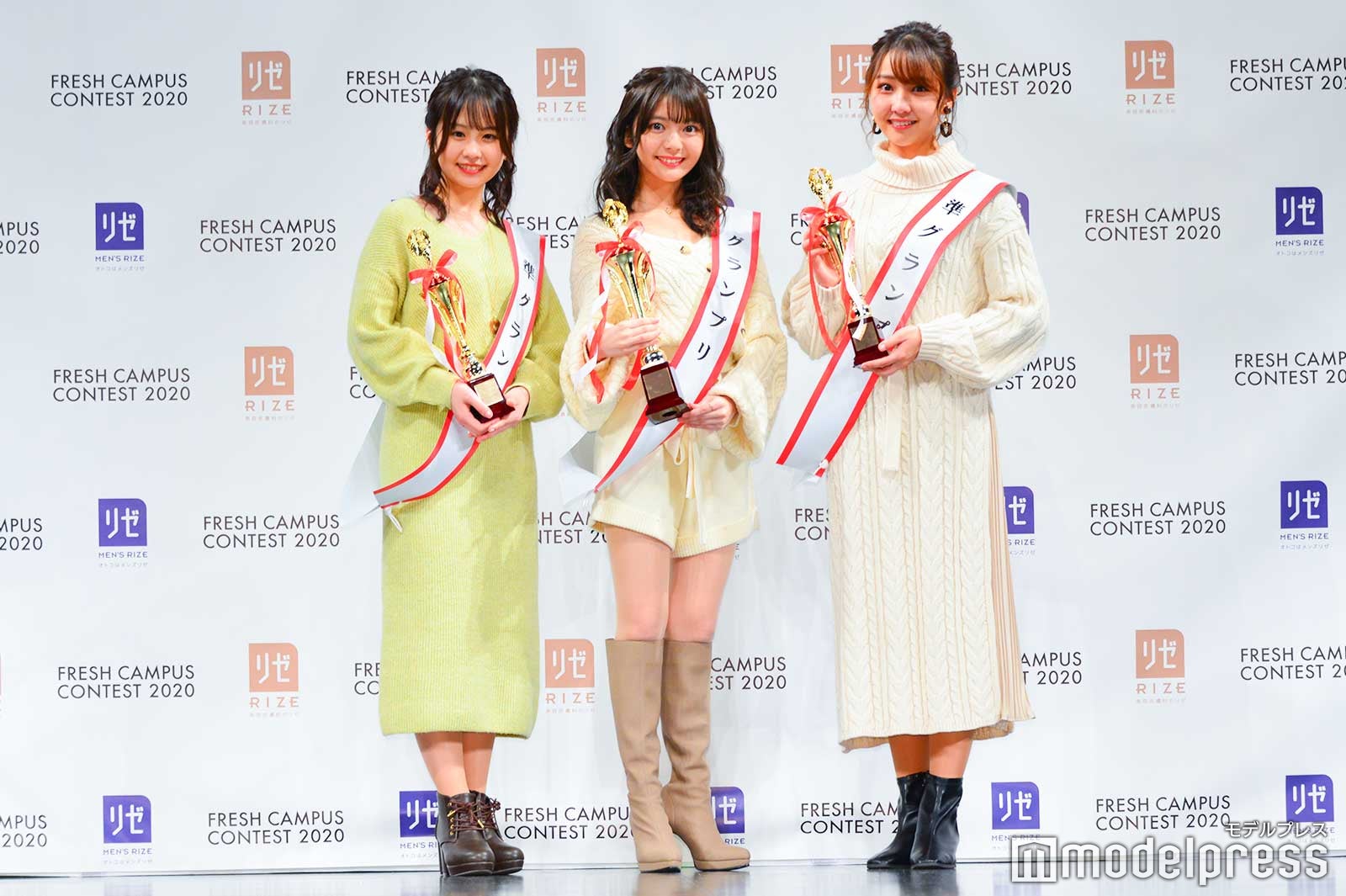 長谷川新奈さん、石川真衣さん、高岡奈々葉さん（C）モデルプレス