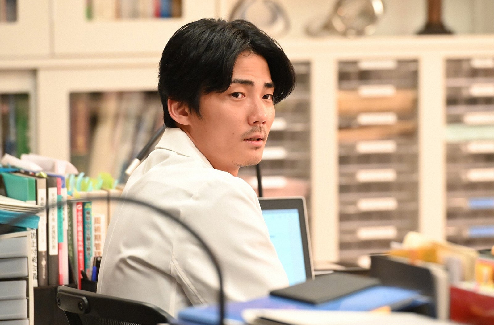 毎熊克哉／「恋はつづくよどこまでも」第7話より（C）TBS