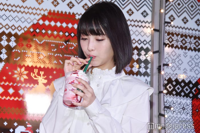 浜辺美波(C)モデルプレス