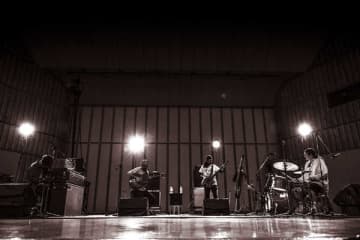 Tiktok発 17歳のシンガーソングライター Suiを解き明かすインタビューを公開 モデルプレス