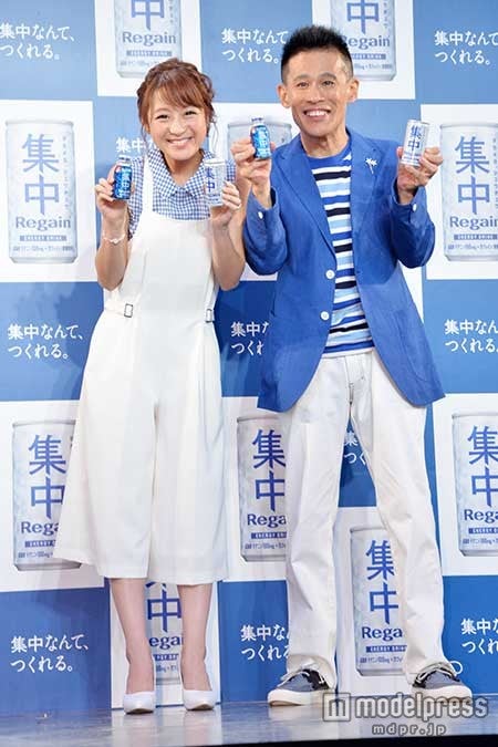 （左から）鈴木奈々、柳沢慎吾