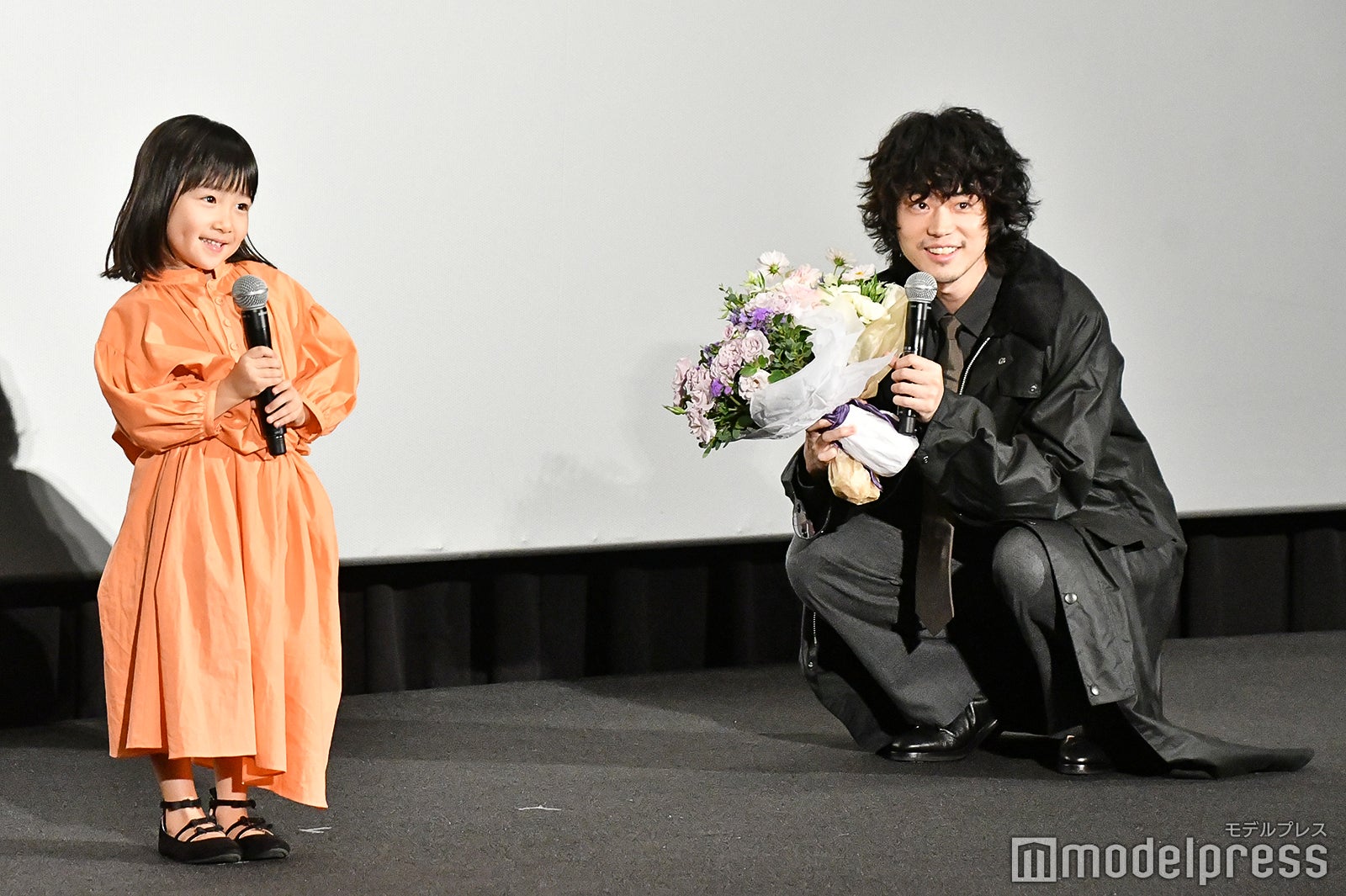 中野翠咲、菅田将暉（C）モデルプレス