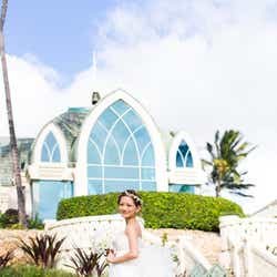 モデル武智志穂 夫とのキスショット披露 ハワイ挙式に完全密着 モデルプレス