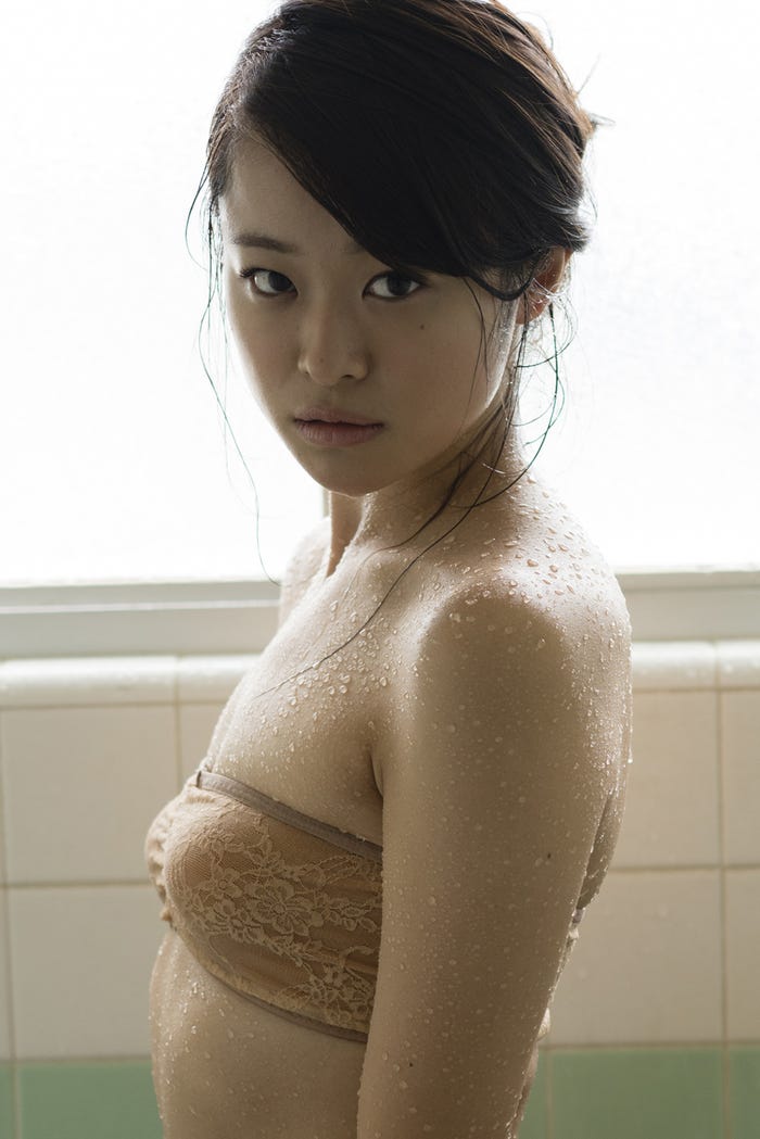 島崎由莉香(C)栗山秀作/週刊プレイボーイ