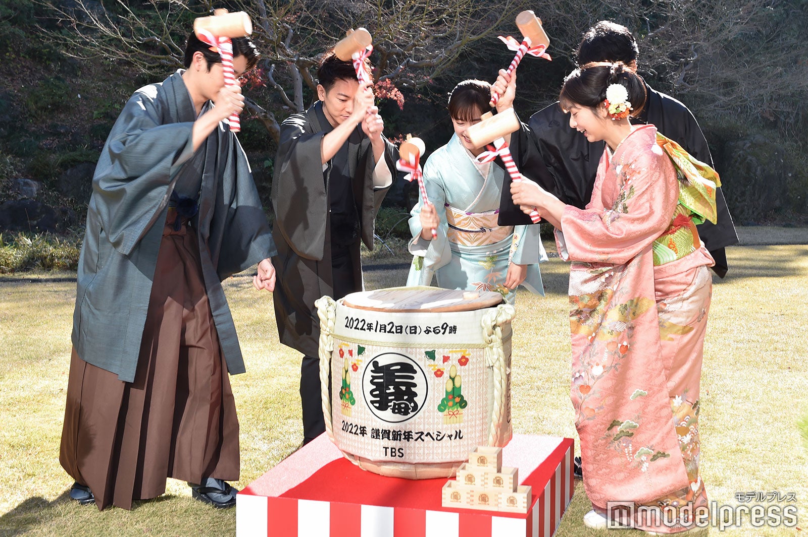 井之脇海、佐藤健、綾瀬はるか、竹野内豊、上白石萌歌、 （C）モデルプレス