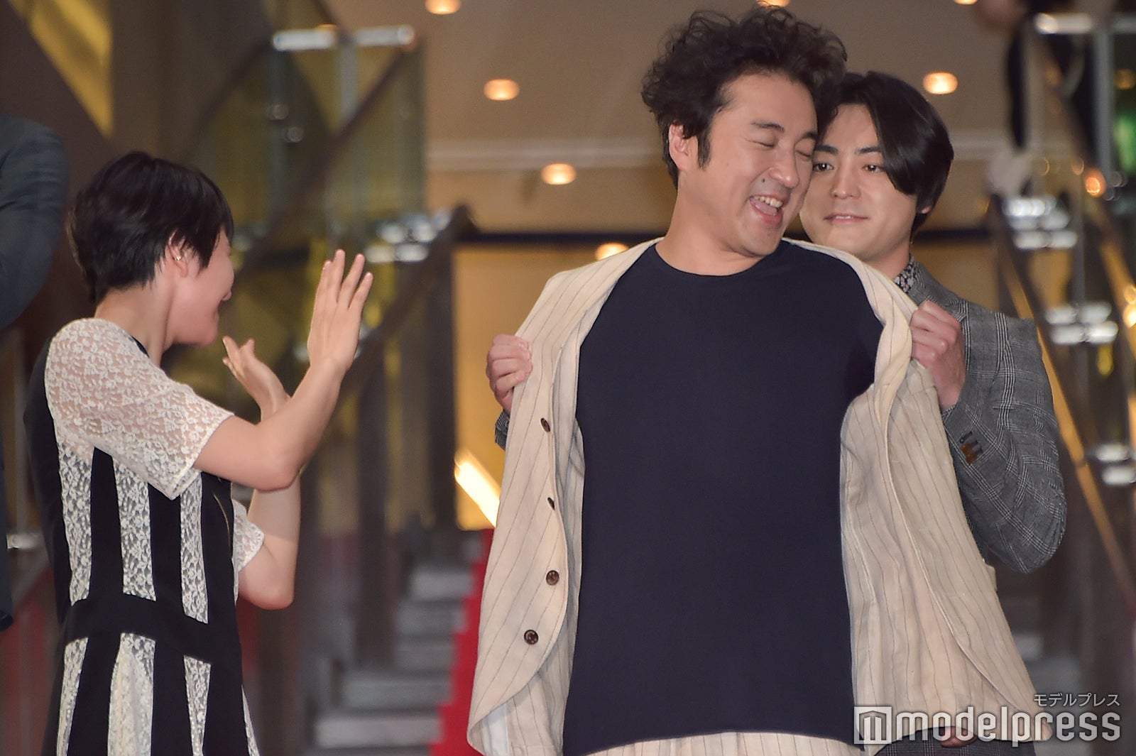 長澤まさみ、ムロツヨシ、山田孝之 （C）モデルプレス