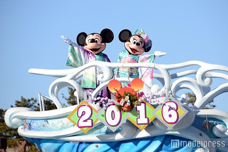ディズニーランド、「ニューイヤーズ・グリーティング」（C）モデルプレス