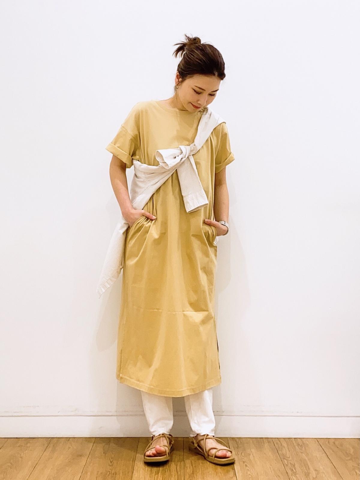 教えてユニクロ店員さん 今年はワンピースどう着ればいい 即垢抜ける正解コーデ6style モデルプレス