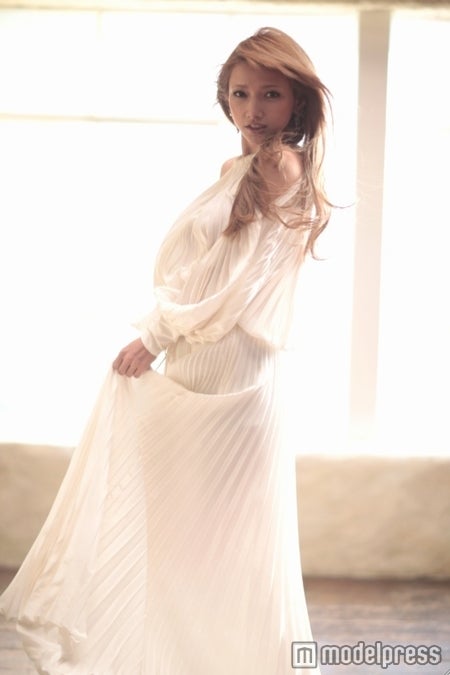 後藤真希／「Numero TOKYO」2012年1・2月合併号より