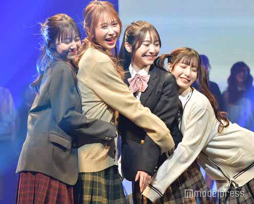 美女社長YouTuber浦西ひかる・上智大生かとゆり、抜群スタイル際立つ制服姿 高橋かの・澪川舞香との密着ハグに観客悶絶<学生ランウェイ>
