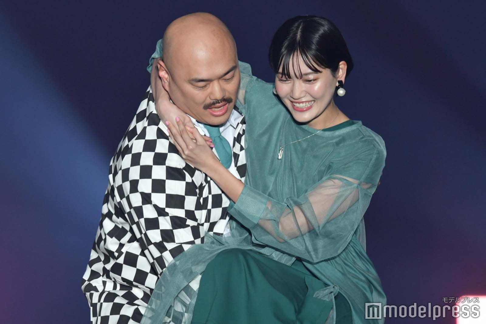 クロちゃん、リチ（C）モデルプレス