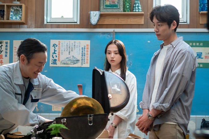 石井正則、清原果耶、坂口健太郎 (C)NHK