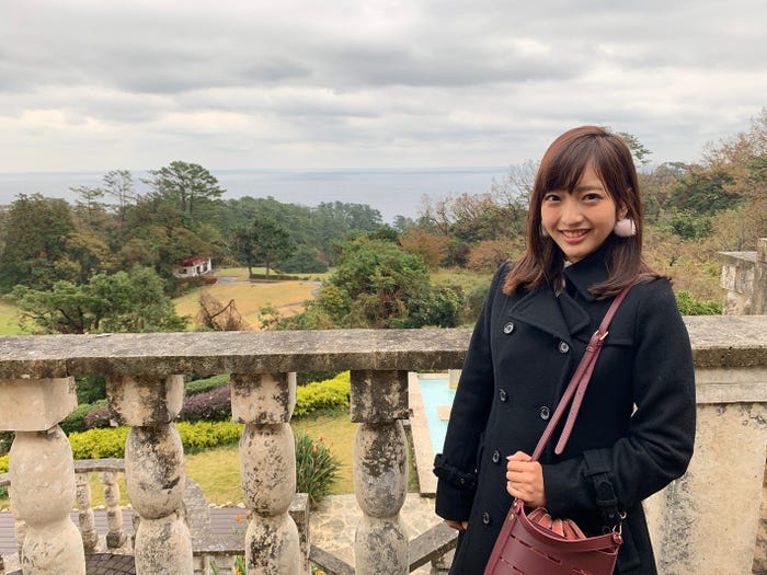 家族で熱海旅行に。ナチュラルメイクです(提供写真)