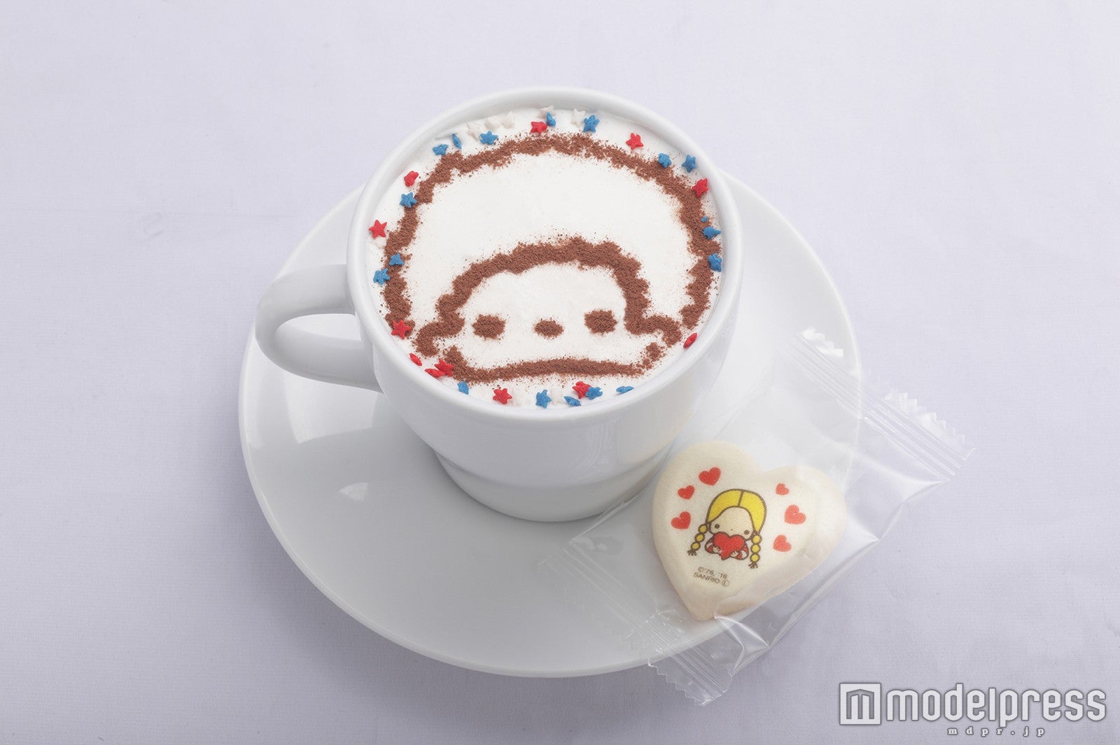 「ジミーのお気に入りラテ」￥690（税抜）（C）1976，2016 SANRIO CO．，LTD．（L）