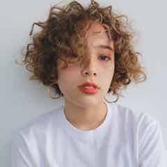 旬のパーマをかわいくセットするスタイリング方法 モデルプレス 旬のパーマをかわいくセットするスタイリング方法 モデルプレス