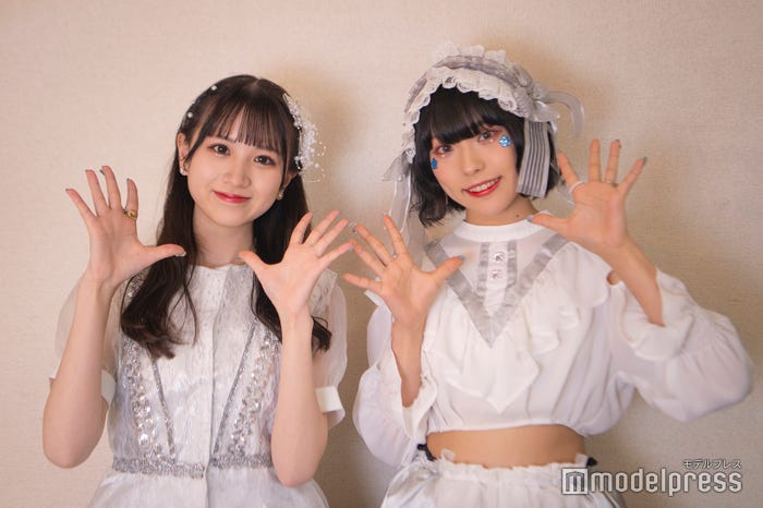 ひなさん、P!さん(C)モデルプレス