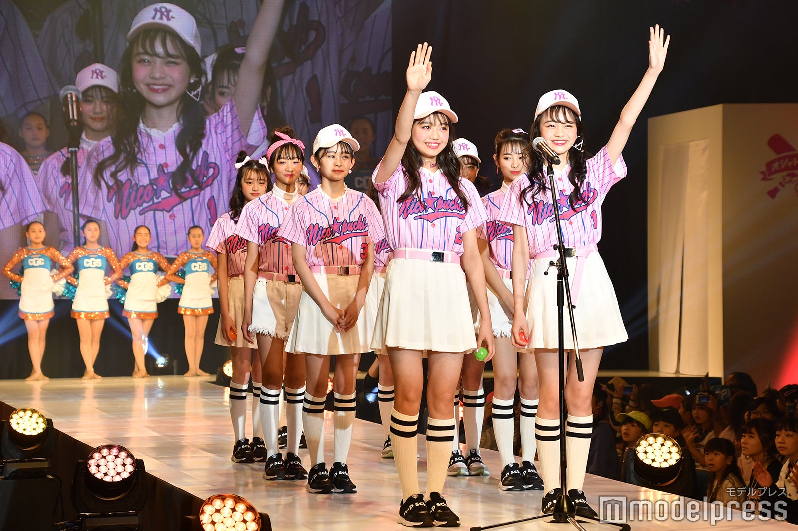 （C）モデルプレス