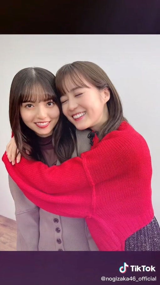 乃木坂46生田絵梨花＆齋藤飛鳥“ツンデレ”なハグ動画に「1期生エモい」「最高の2人」と反響
