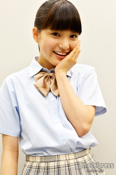 モデルプレスのインタビューに応じた川島海荷（9nine）