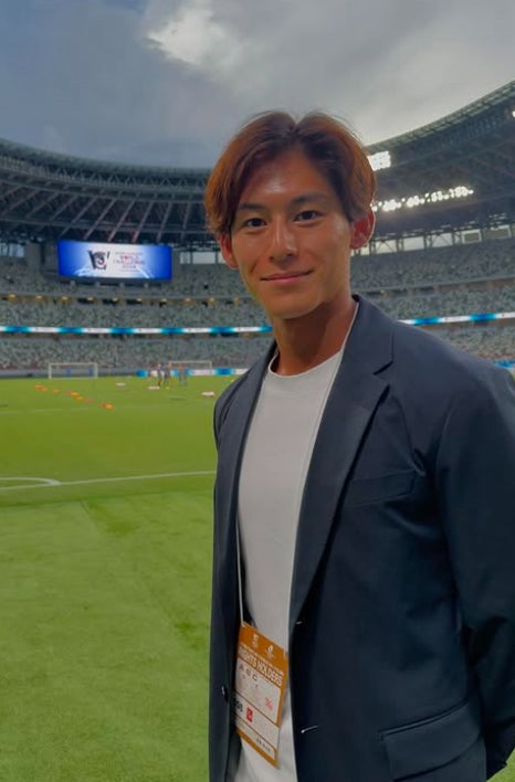 TBS齋藤慎太郎アナ、中学時代公開 サッカープレーする姿に「かっこいい」「足の筋肉すご」の声