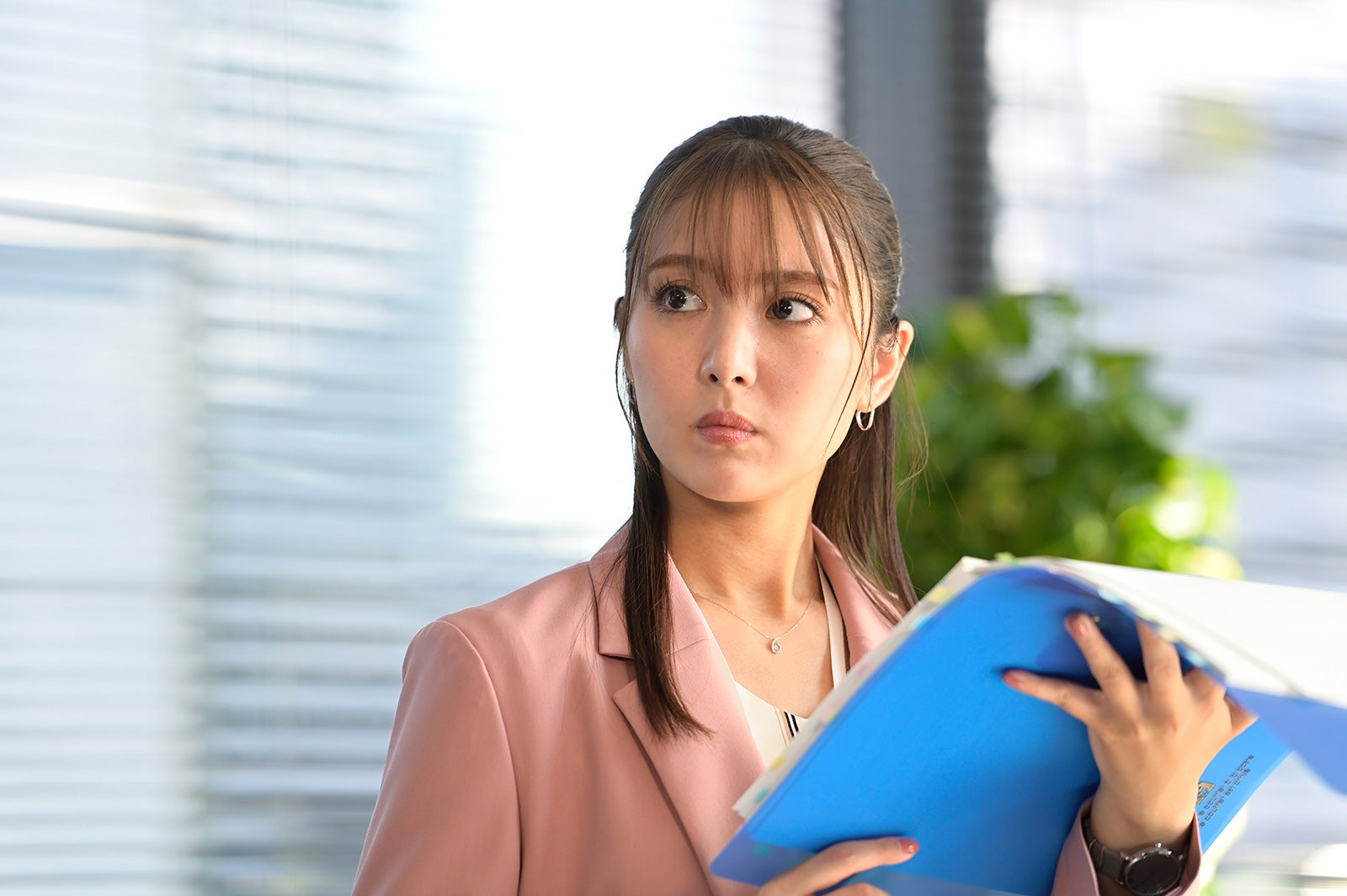 石川恋（C）テレビ朝日