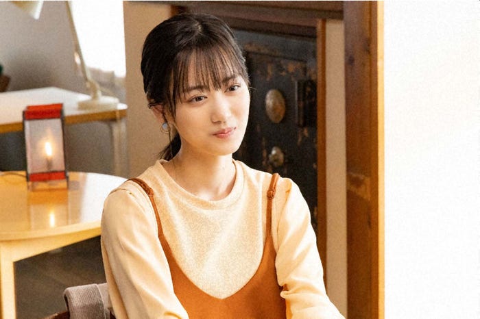 山下美月「さらば、佳き日」第5話より(C)「さらば、佳き日」製作委員会