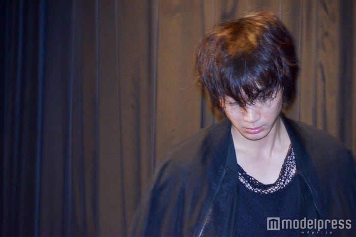 綾野剛 (C)モデルプレス