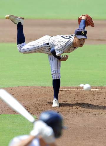 兵庫大会 明石商が涙の逆転負け 報徳学園＆神戸国際大付撃破も甲子園に届かず 八回に逆転2ラン被弾の右腕が号泣