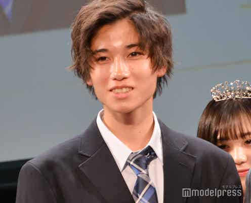 日本一制服が似合う男子決定 静岡県出身の高校2年生・佐野陽彩くん