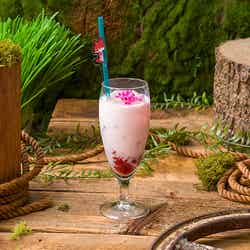 <ニック>ストロベリーラテ 税込990円(C)Disney