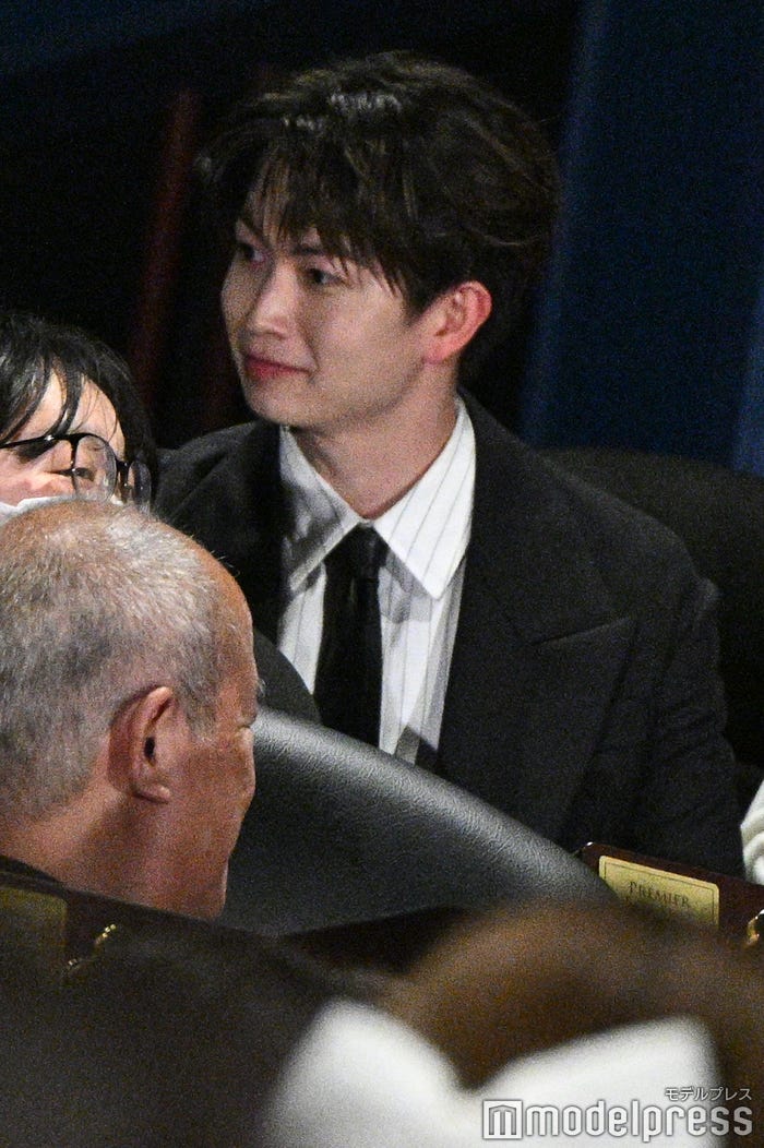 警察学校の走りで駆けつけた綱啓永(C)モデルプレス