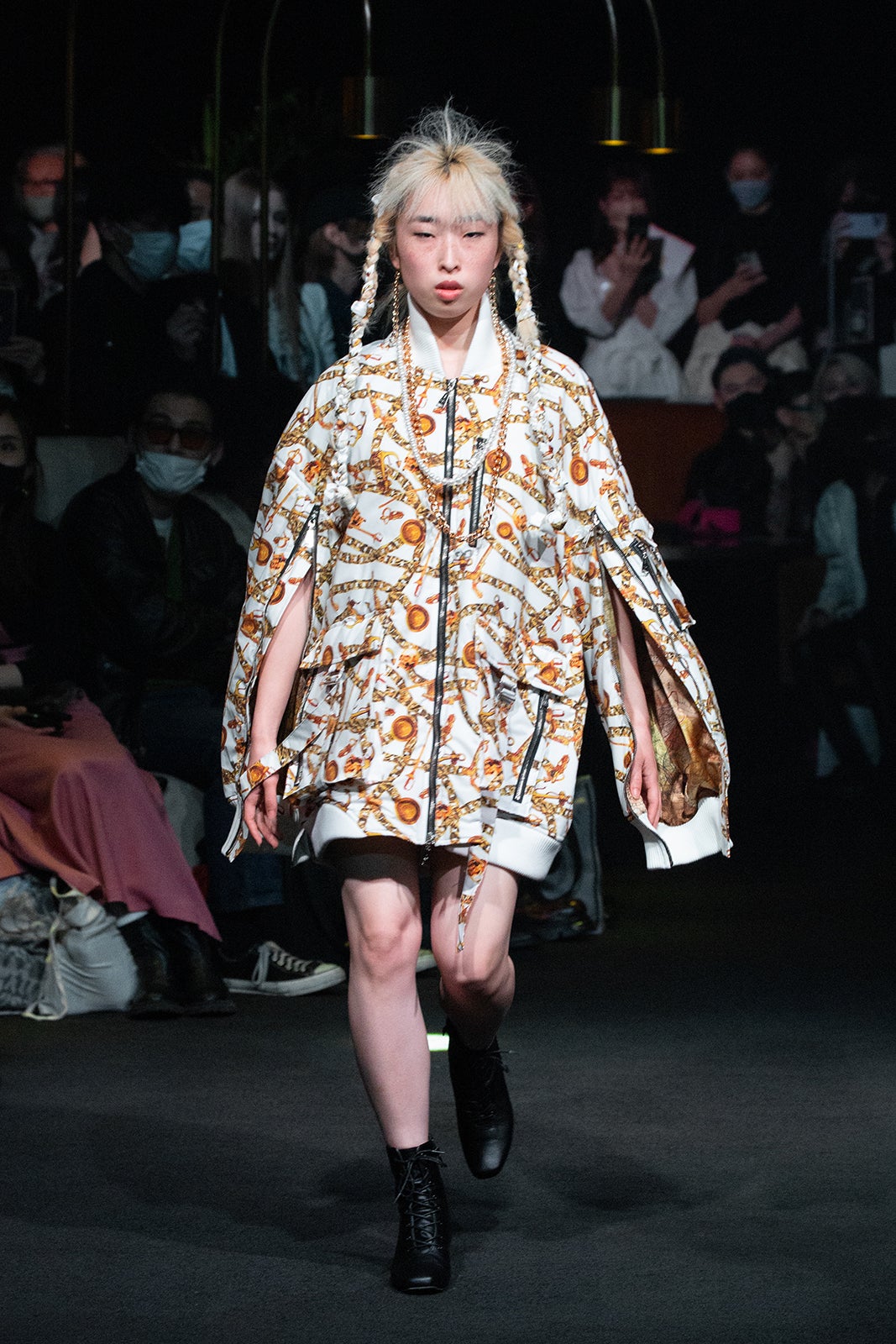 ランウェイショーの様子（提供写真）