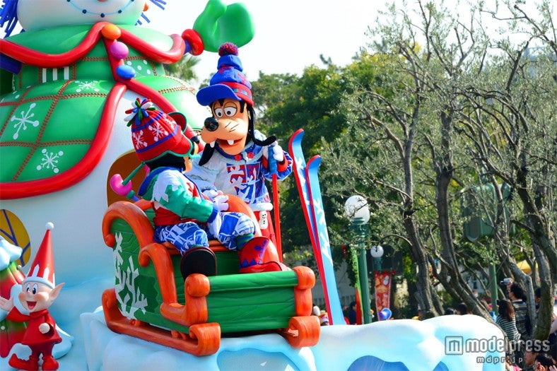東京ディズニーランド「ディズニー・サンタヴィレッジ・パレード」