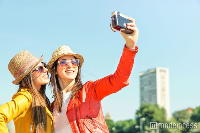 楽しい時間をさらに盛り上げて忘れられない旅行に(photo-by-DisobeyArt/Fotolia)