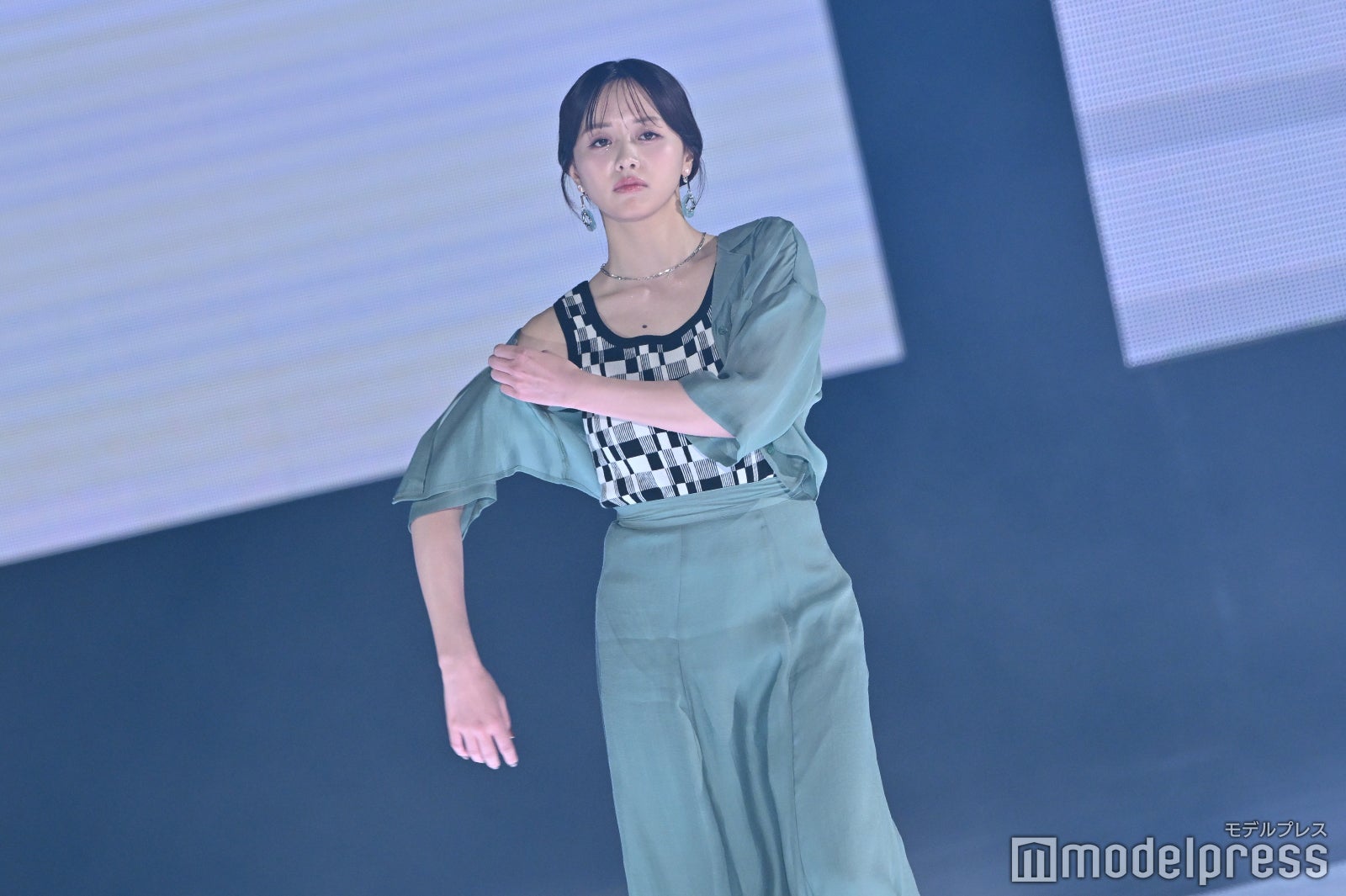 （C）モデルプレス