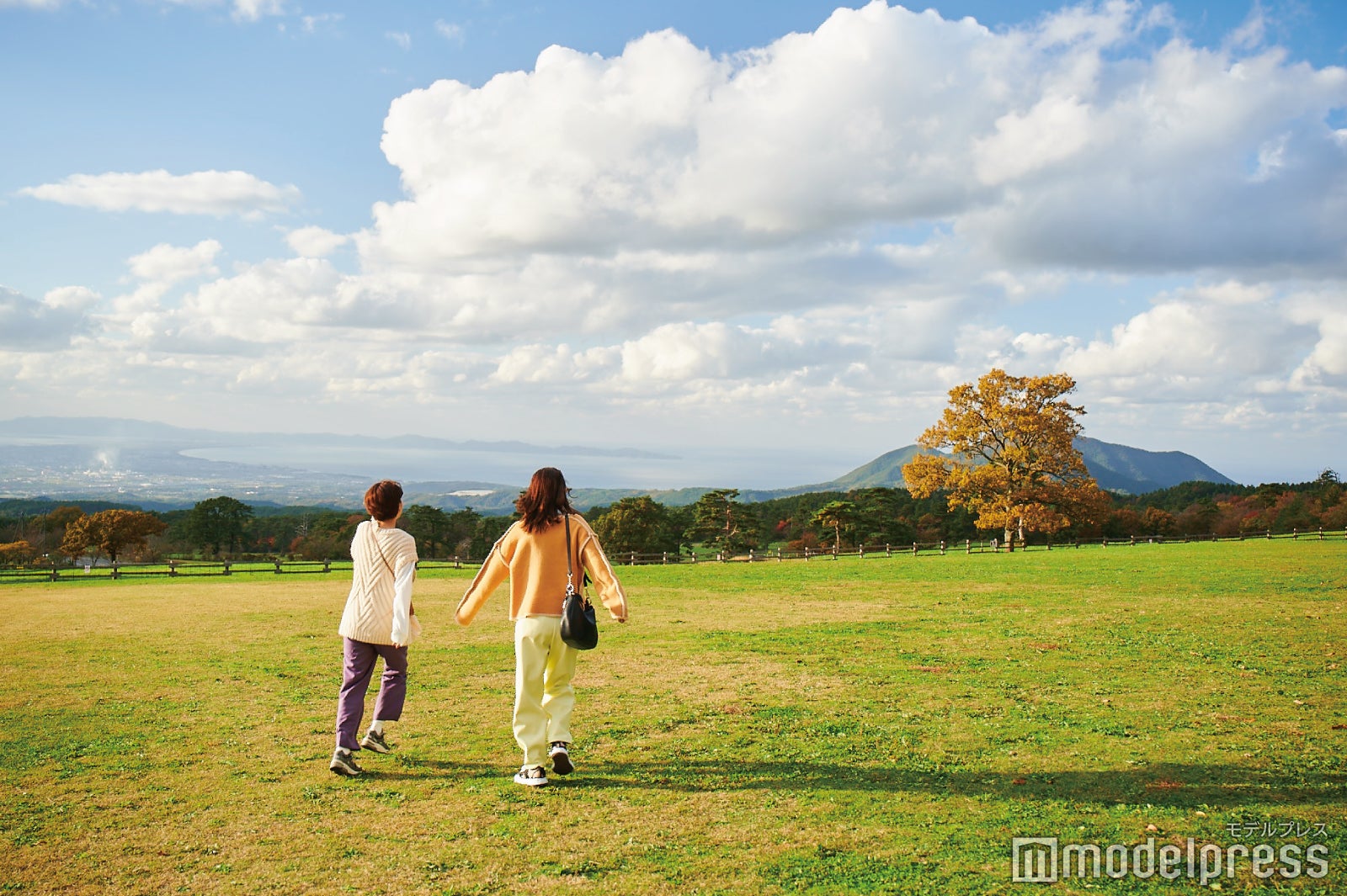 大パノラマの自然が目の前に！大山の地形を生かした「大山まきばみるくの里」（C）モデルプレス