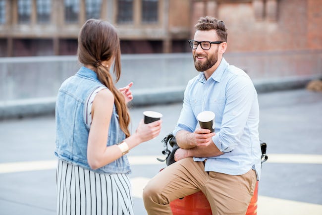 彼女が見ててくれた♡男性が「褒められる」と実は嬉しいこと4選 モデルプレス