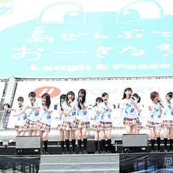 NMB48「第2のホーム」沖縄でライブ披露　太陽に負けぬ熱いパフォーマンスで観客沸かす【モデルプレス】