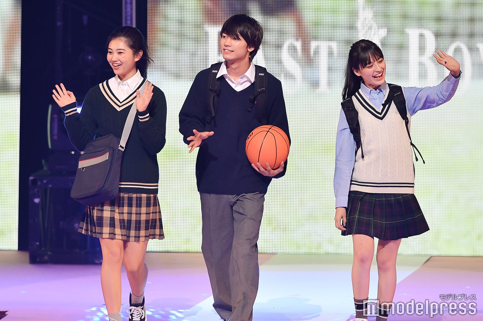 木内舞留・板垣瑞生・岡本莉音（C）モデルプレス