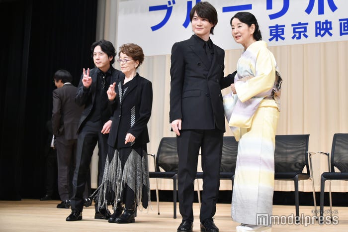 二宮和也、倍賞千恵子、神木隆之介、吉永小百合(C)モデルプレス