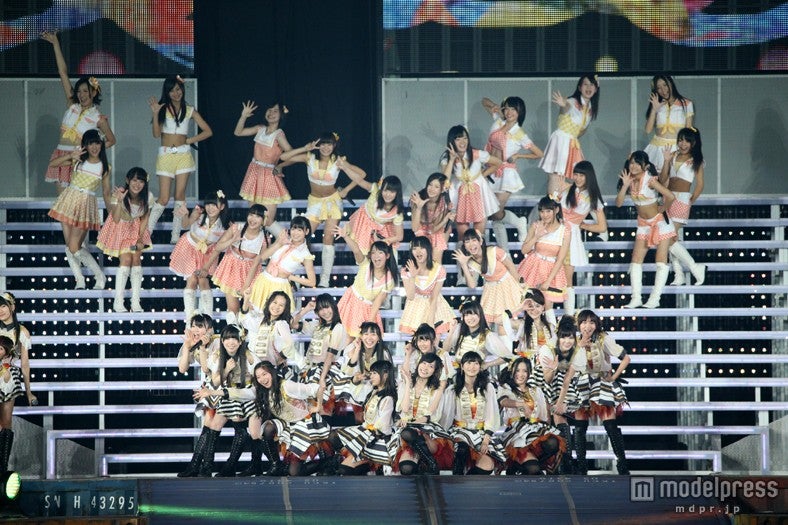 「AKB48 2013 真夏のドームツアー～まだまだ、やらなきゃいけないことがある～」ナゴヤドーム公演2日目より（C）AKS