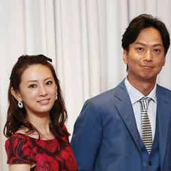 映画「謎解きはディナーのあとで」に出演する女優の北川景子（左）、俳優の椎名桔平（右）
