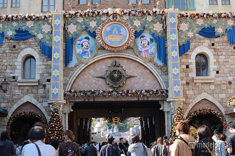 エントランス（昼）