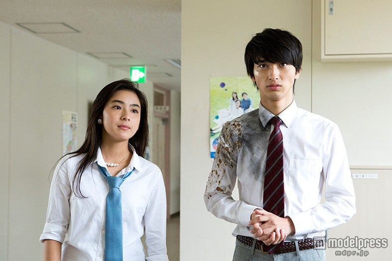 平祐奈、横浜流星（C）2015ギャンビット・「JKは雪女」製作委員会