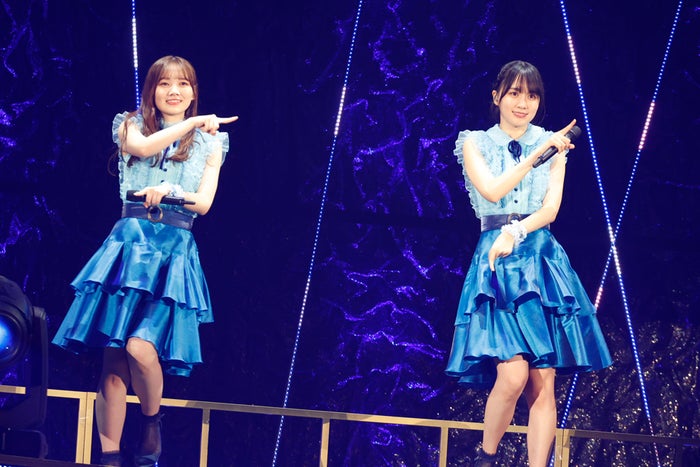 田村真佑、賀喜遥香「乃木坂46 9th YEAR BIRTHDAY LIVE ～4期生ライブ～」（提供写真）