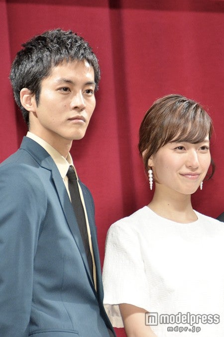 映画「エイプリルフールズ」完成披露試写会舞台挨拶に出席した松坂桃李&戸田恵梨香/2015年3月3日撮影(C)モデルプレス